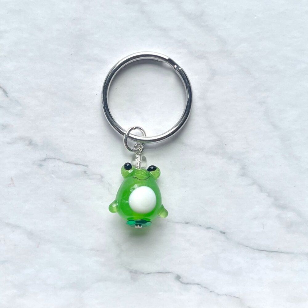 Green Glass Smiling Frog Toad Charm Key Chain